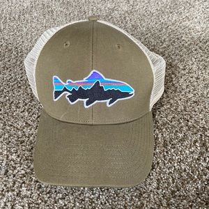 Patagonia snap back cap